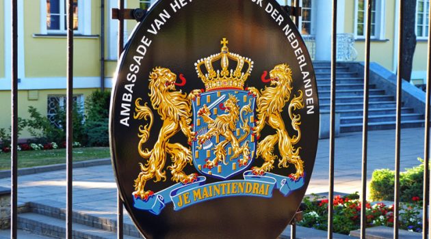 Nederlandse ambassades en consulaten